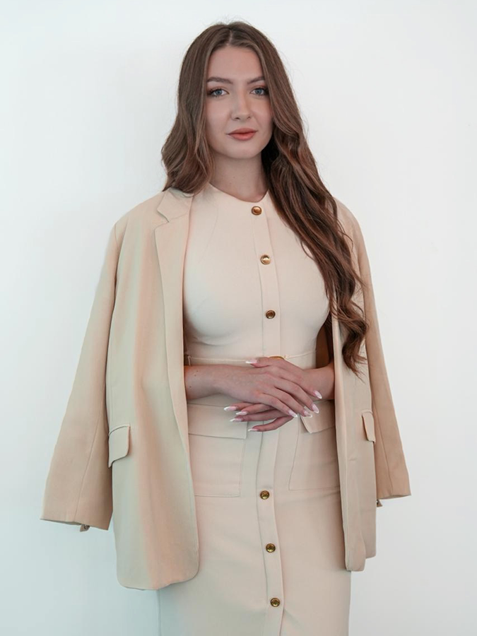 Alena Iuzhaninova